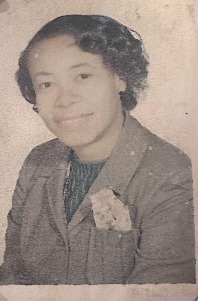 Mrs. Hortense Mcmoore Profile Photo
