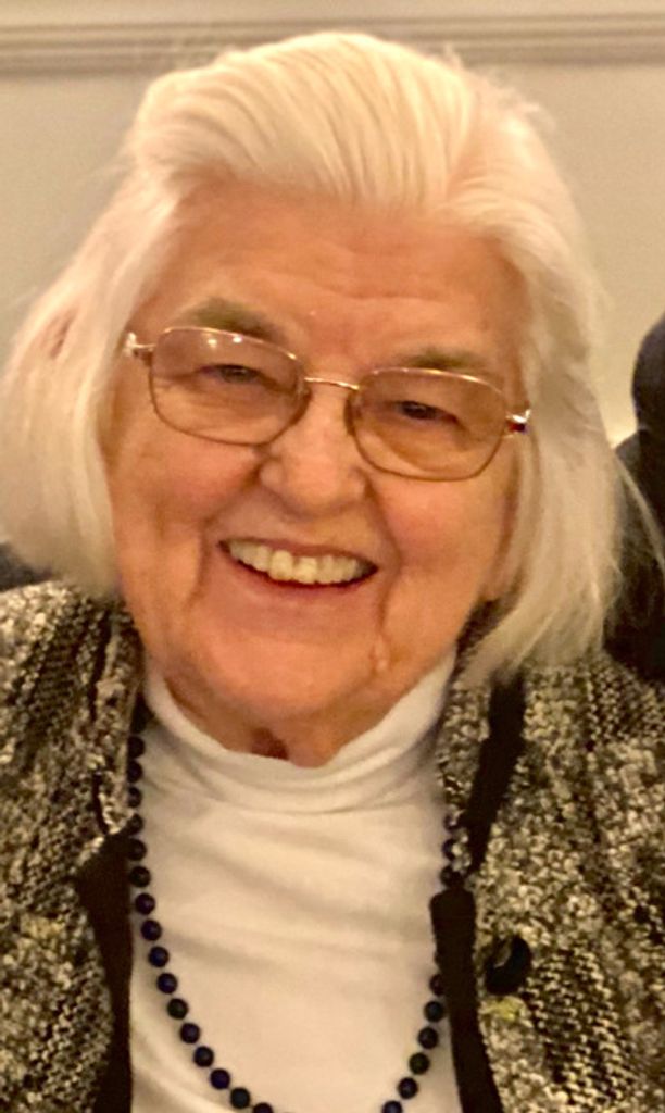 Dorothy Bennett Carrington