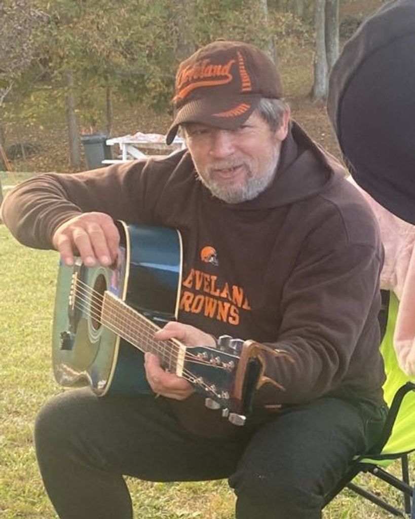 Robert Lee "Bobby" Brady Profile Photo