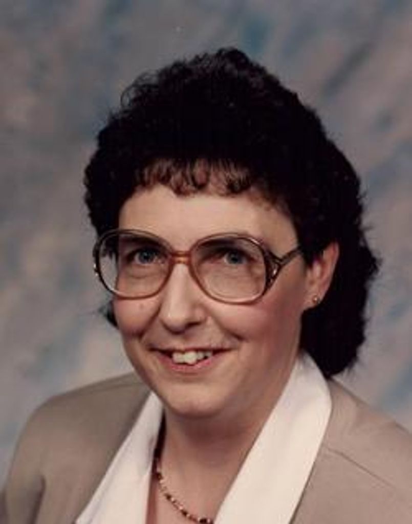 Barbara J Schuetz