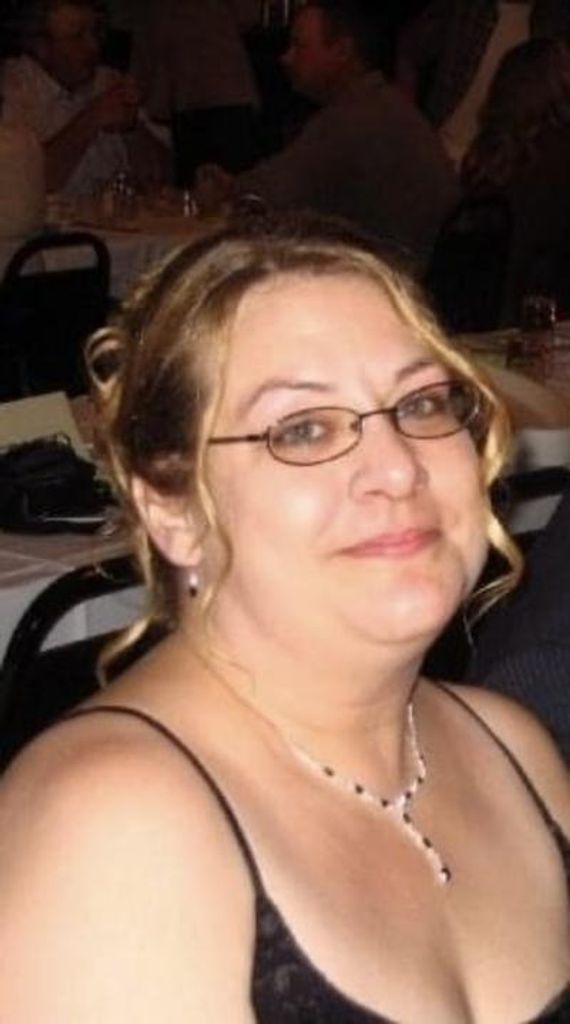 Lisa Maureen Hough Profile Photo