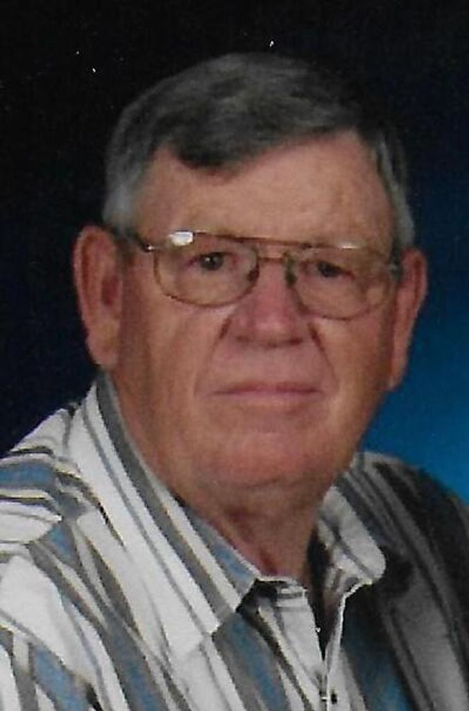 Deral Wayne Davis Profile Photo