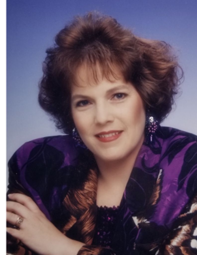 Veralynne Elfie Malone
