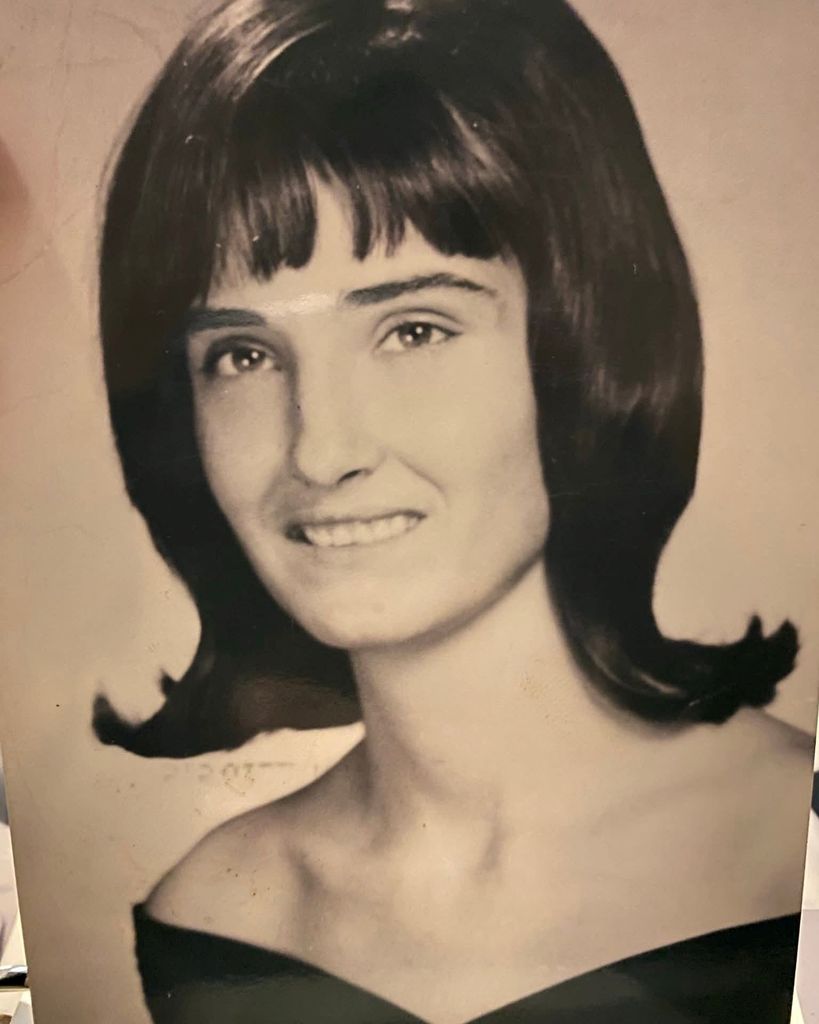 Connie Ann Dyell Profile Photo