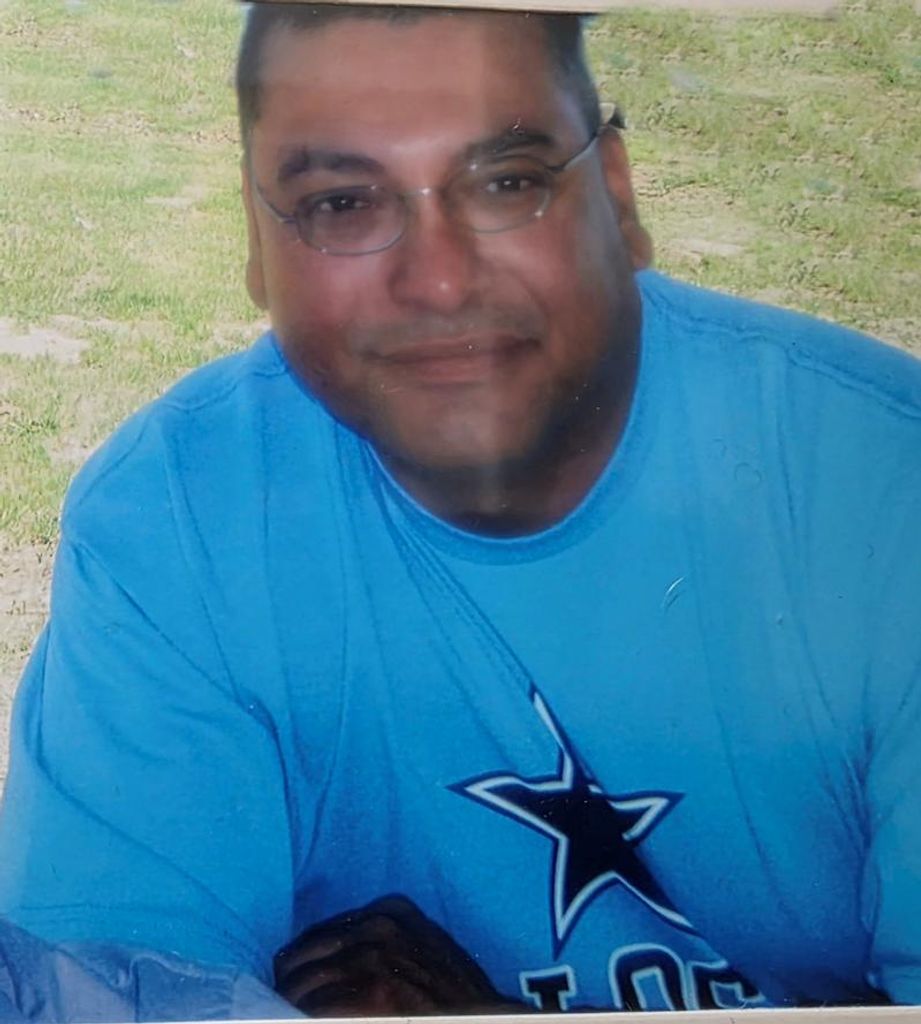 Danny "Smiley" Castillo Profile Photo
