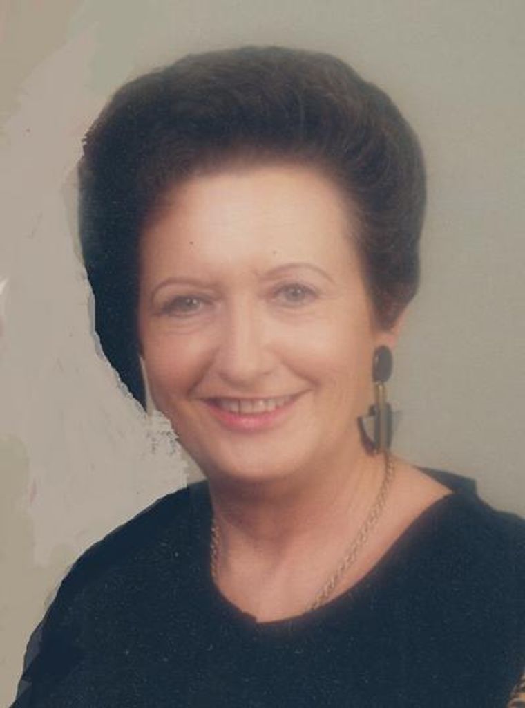 Rosemary Collom Profile Photo