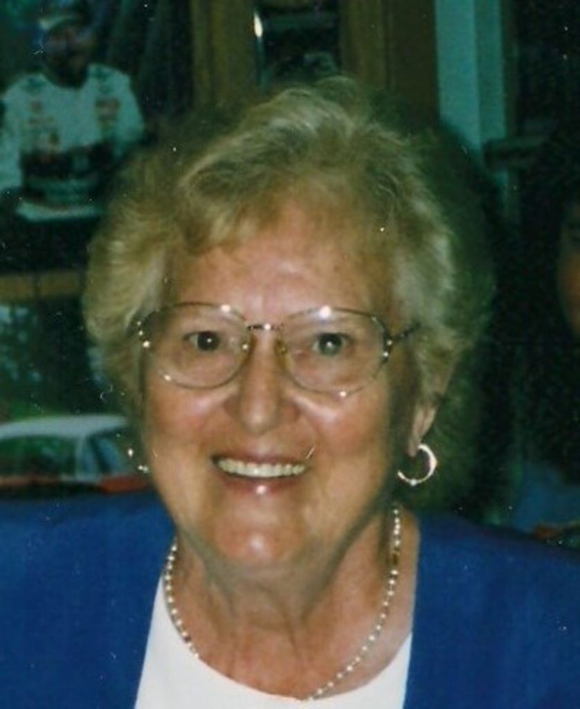 Essie Haste Profile Photo