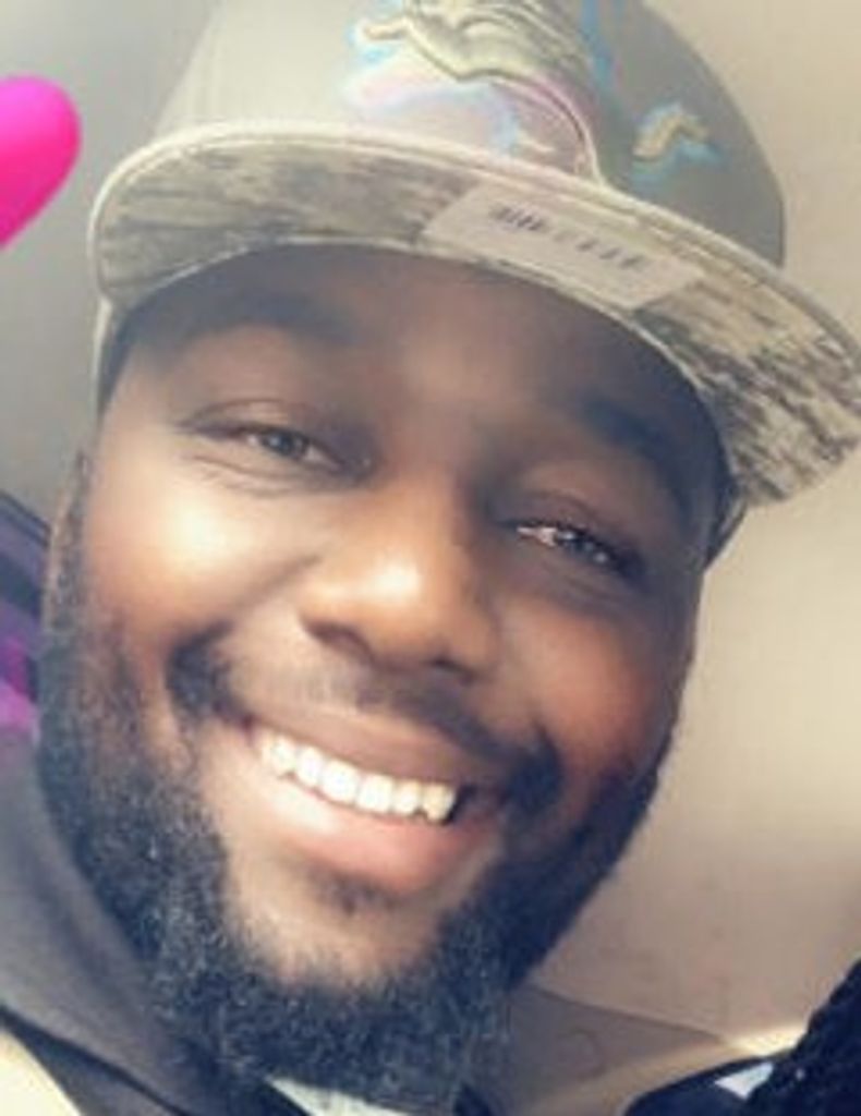 Dakota Ontaria Moore Profile Photo