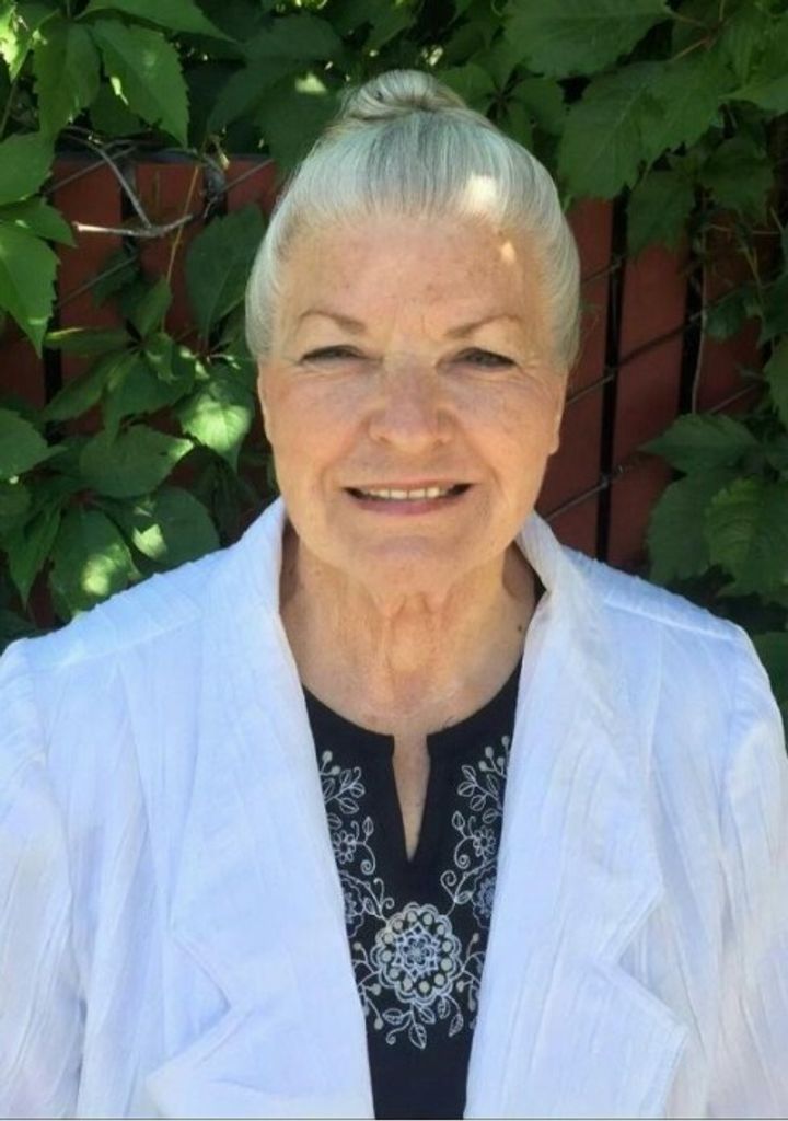 Pauline Scott