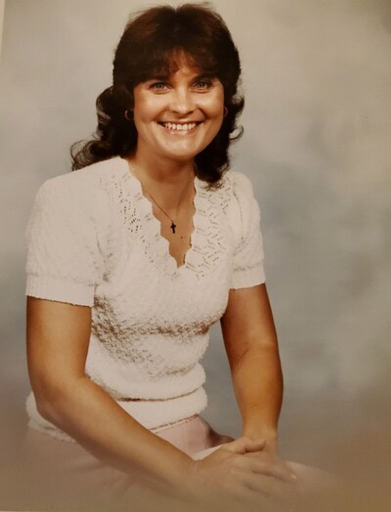 Janet Lenette Laging Profile Photo