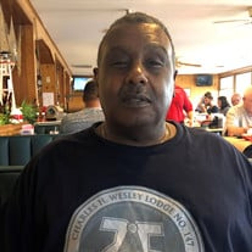 Samuel  L. Carter  Sr. 