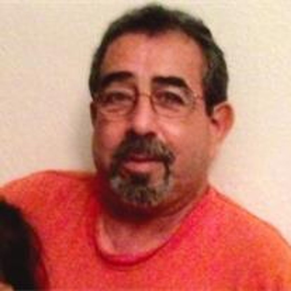 Roberto Acosta Profile Photo