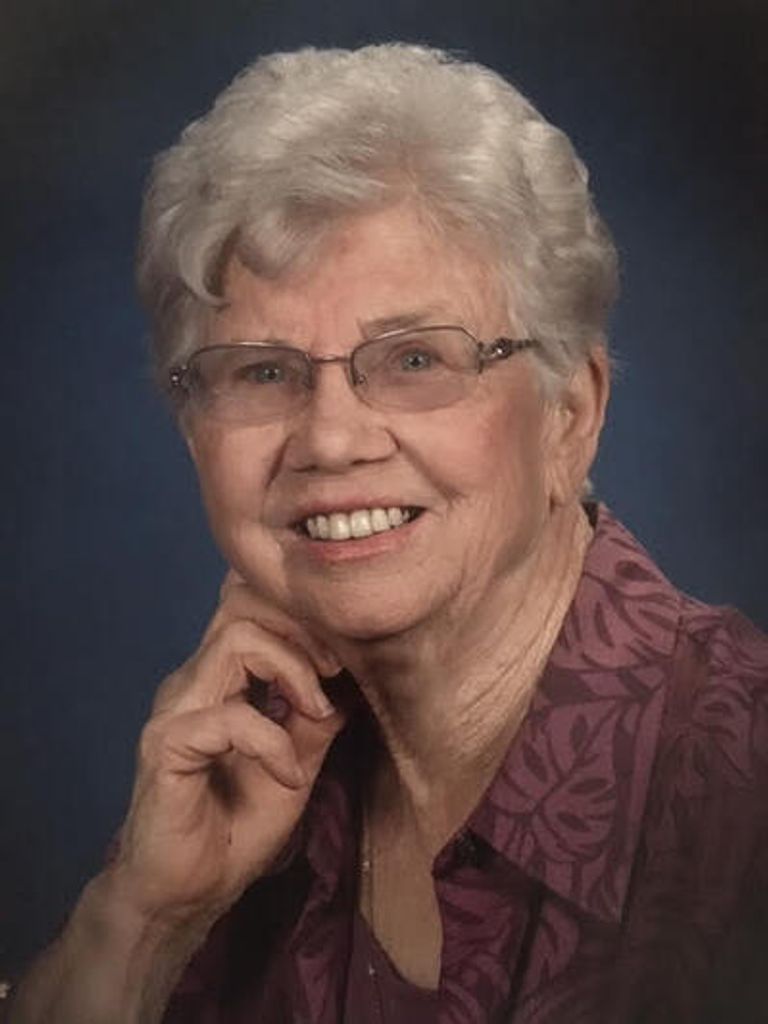 Pauline Fischer Profile Photo