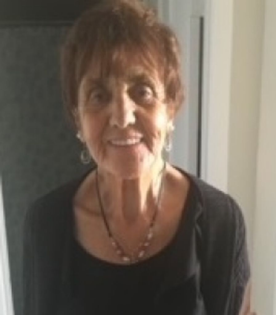 Dorothy Holt