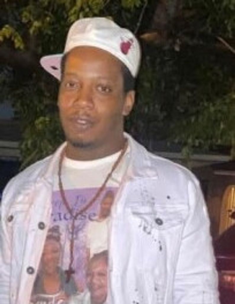 Rakeen D Farlow Profile Photo
