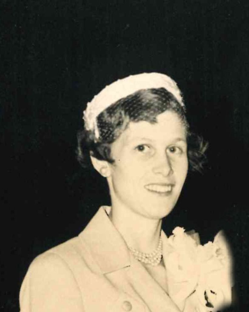 D Ilene White King
