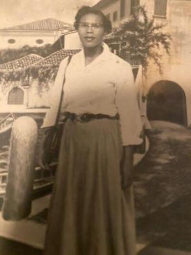 Elizabeth Rebecca Wilson Profile Photo