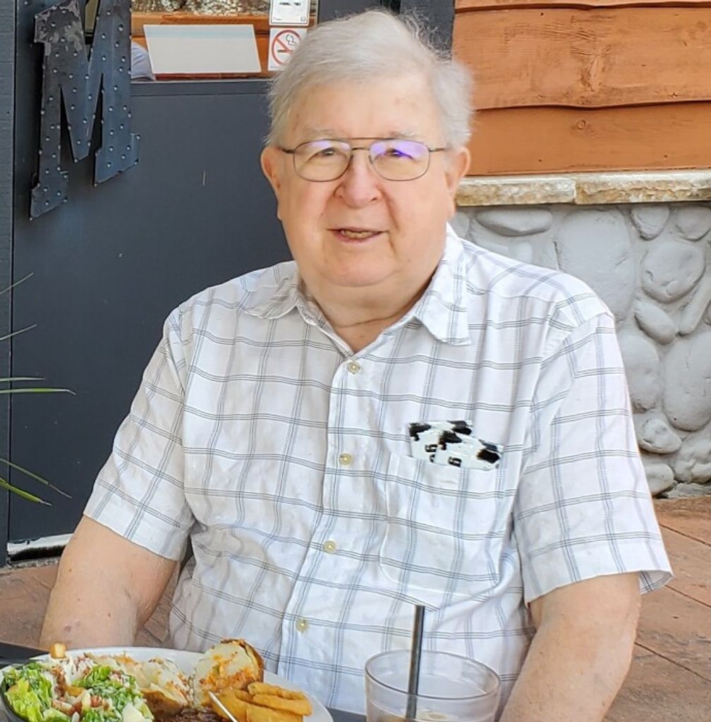 Doug Lloyd Richards Profile Photo