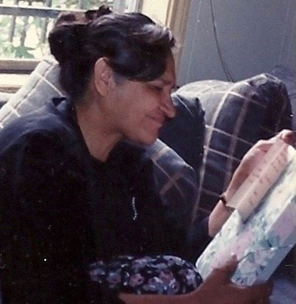 Victoria Lozoya Yanez Profile Photo