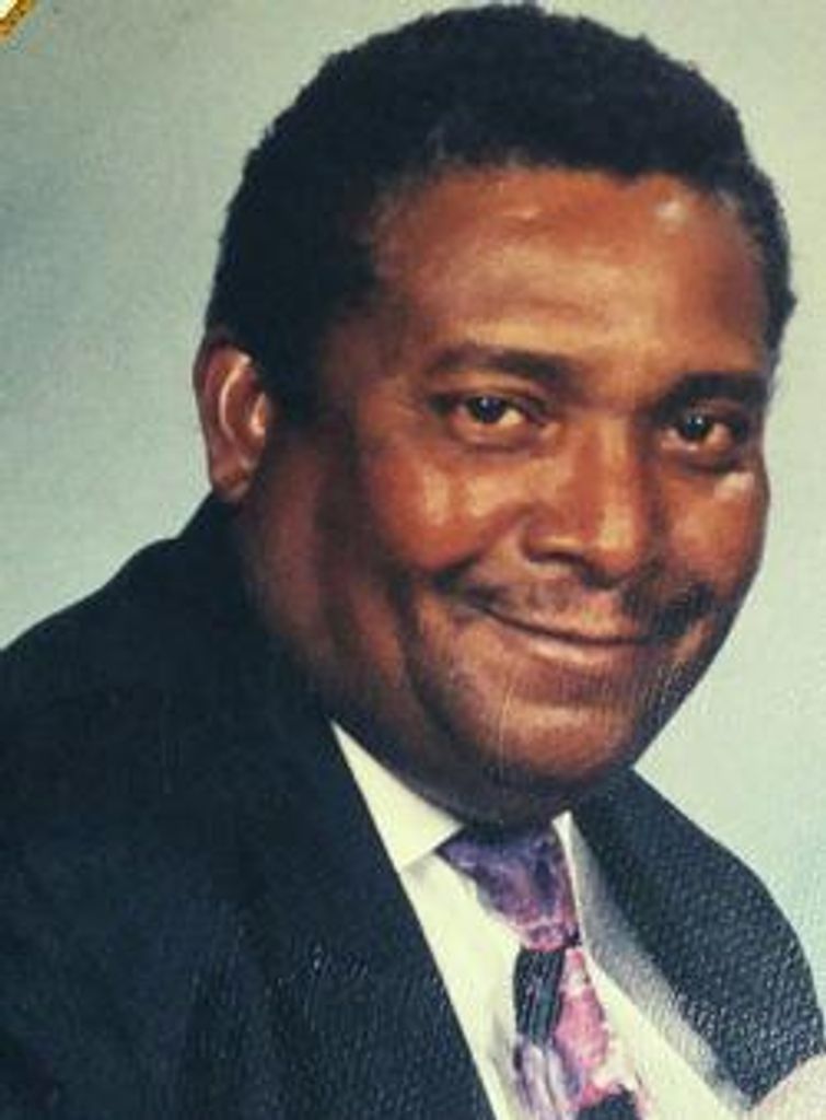 Aaron Brown Profile Photo