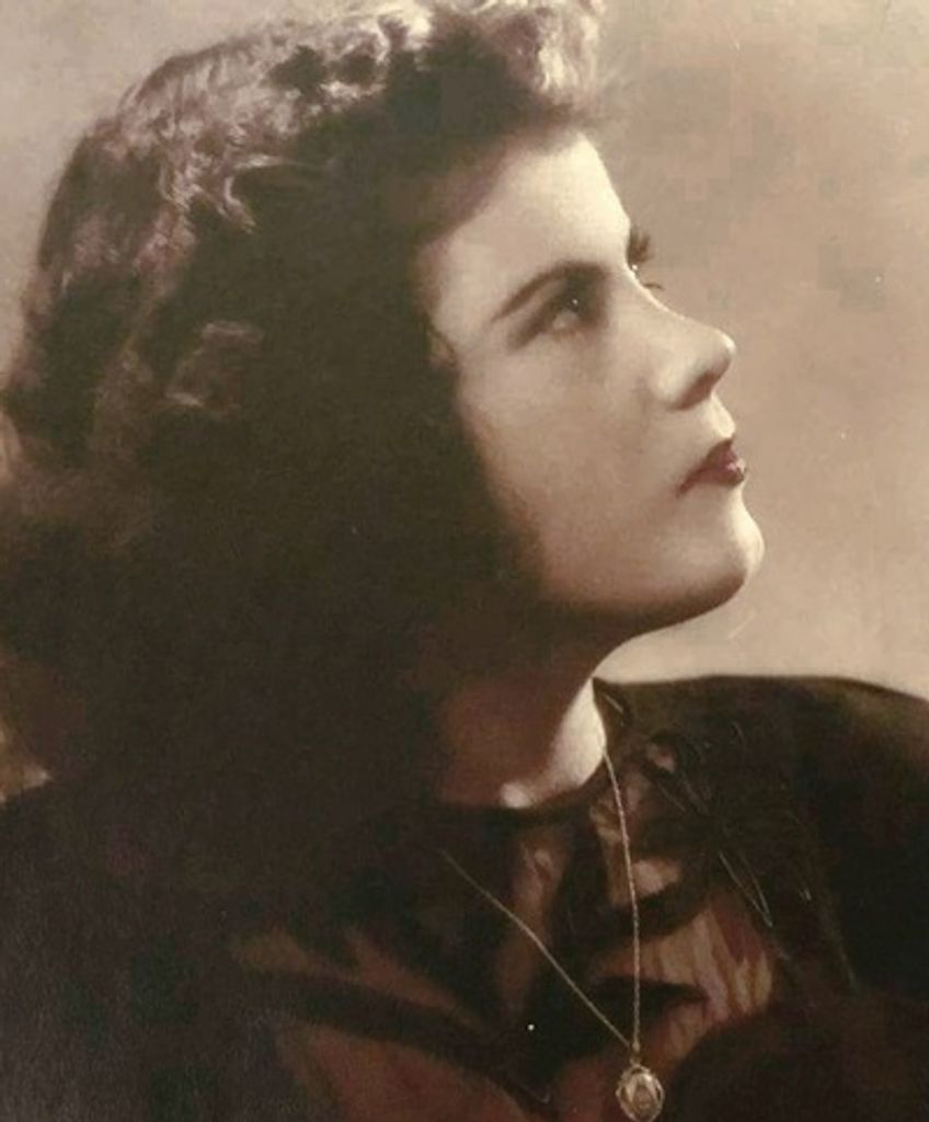 Irma Dolores Villa Terán Profile Photo