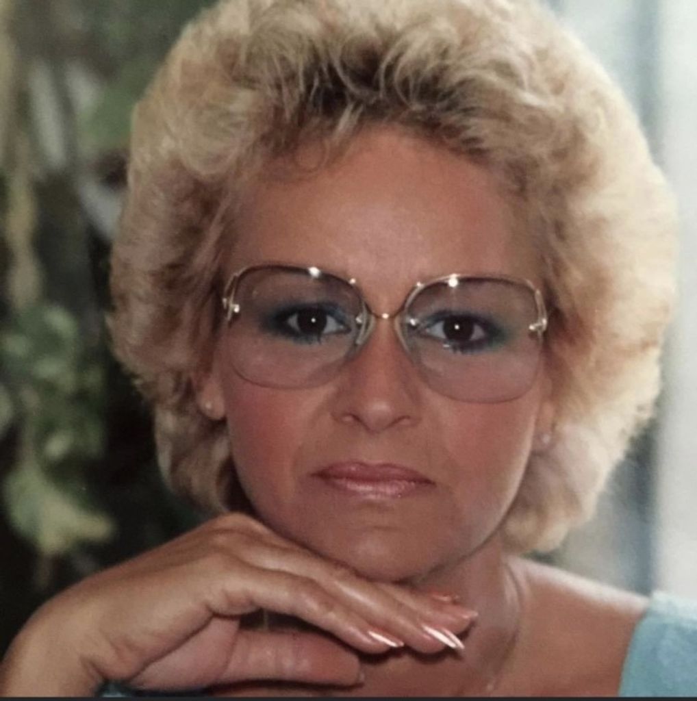 Carolyn "Jeannie" Glisson