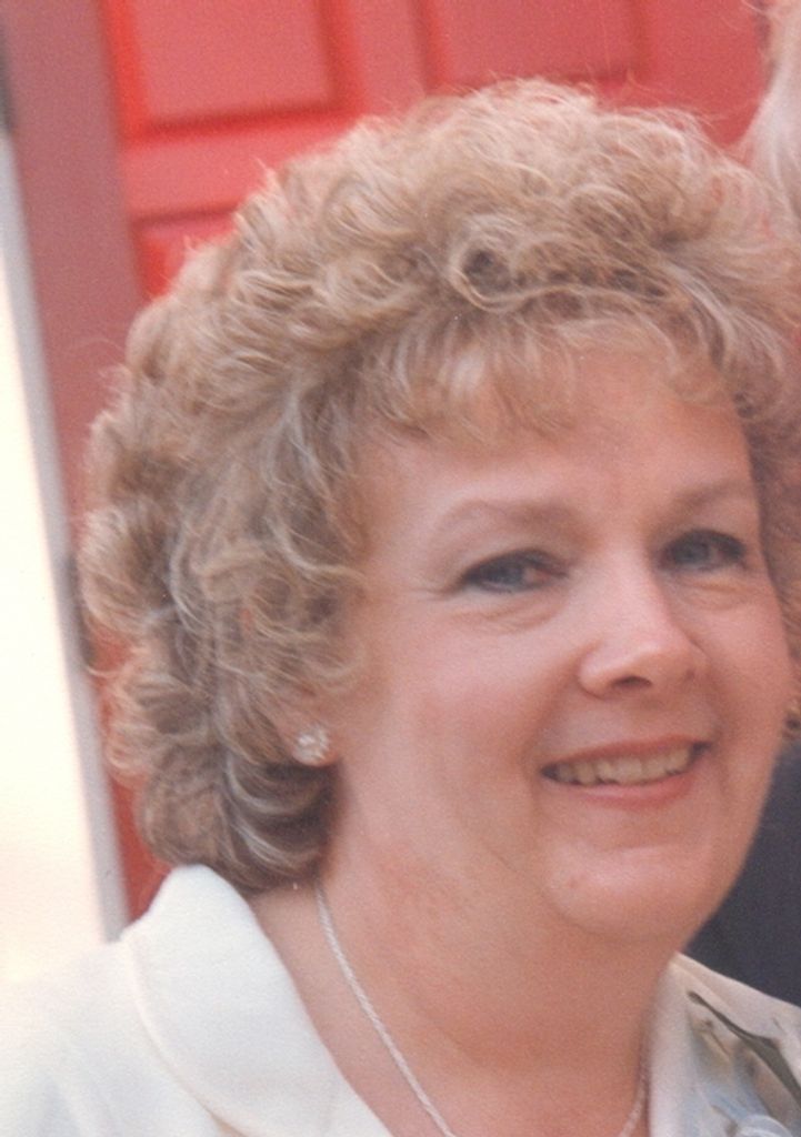 Jacqueline Lee Hutchinson Profile Photo