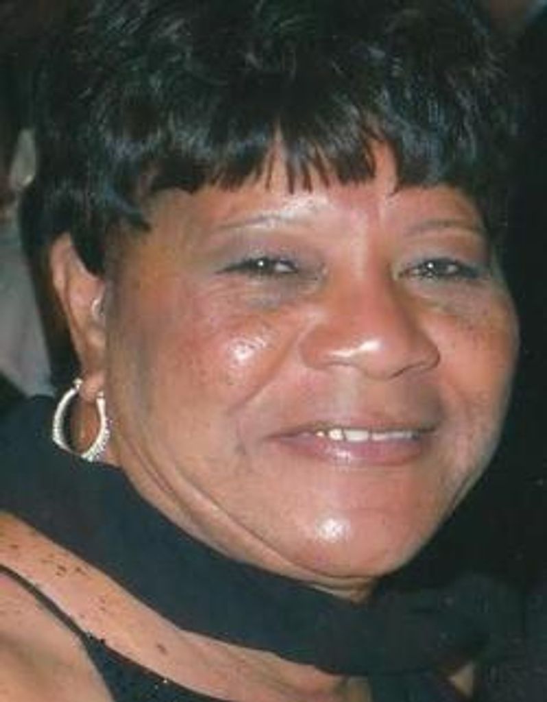 Gloria Watkins