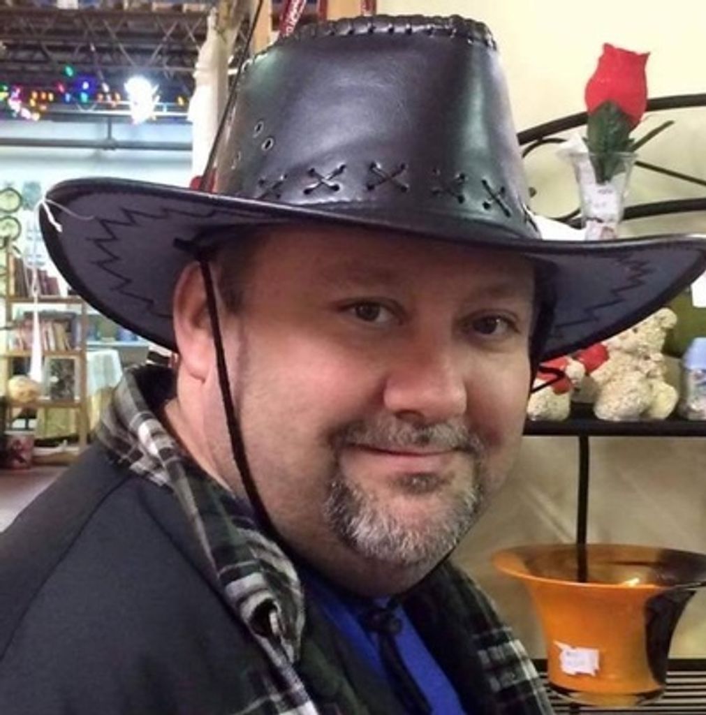 Michael Darian Risner Profile Photo
