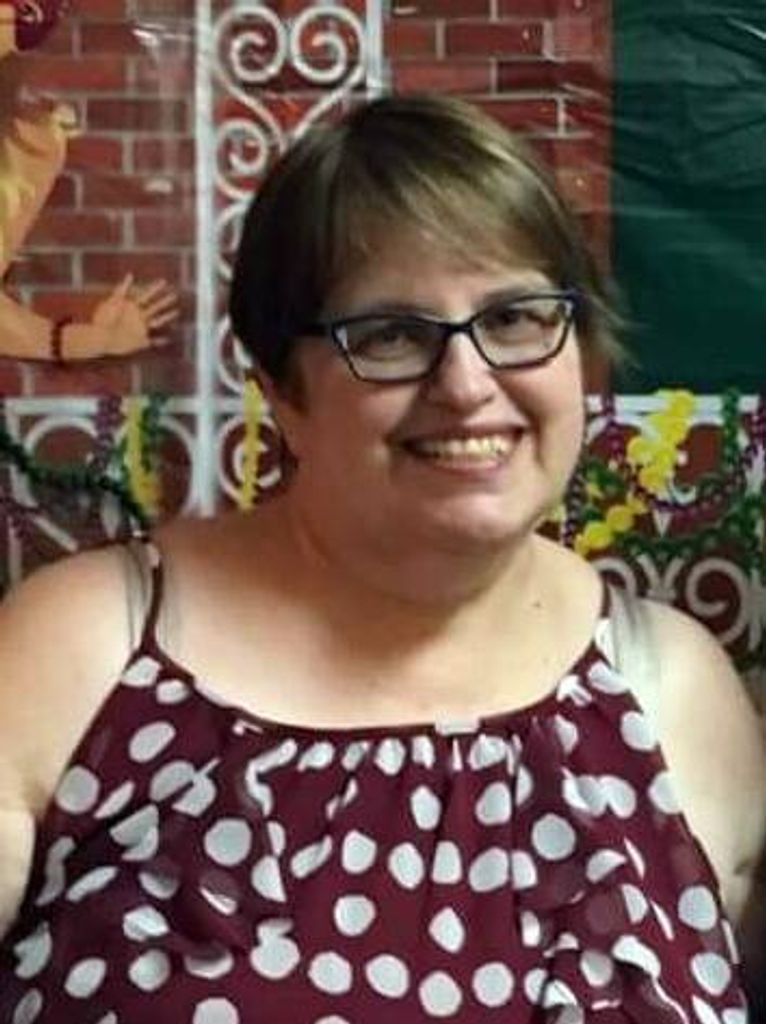 Delaine Warburton Profile Photo