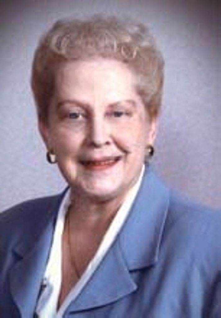 Maxine Dye