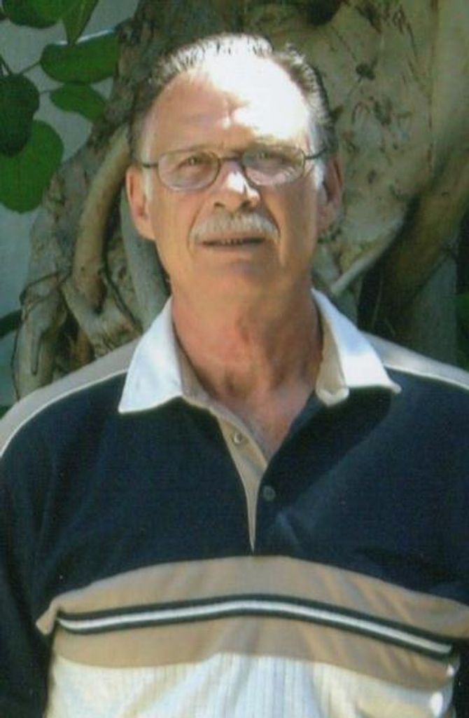 Linden E. Davis Profile Photo