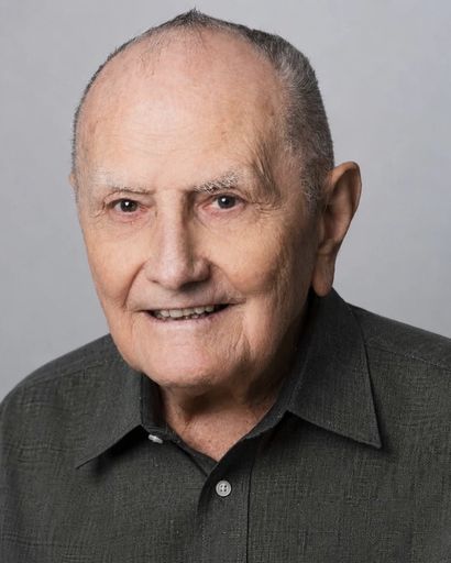 Ellis Lynn Christensen's obituary image