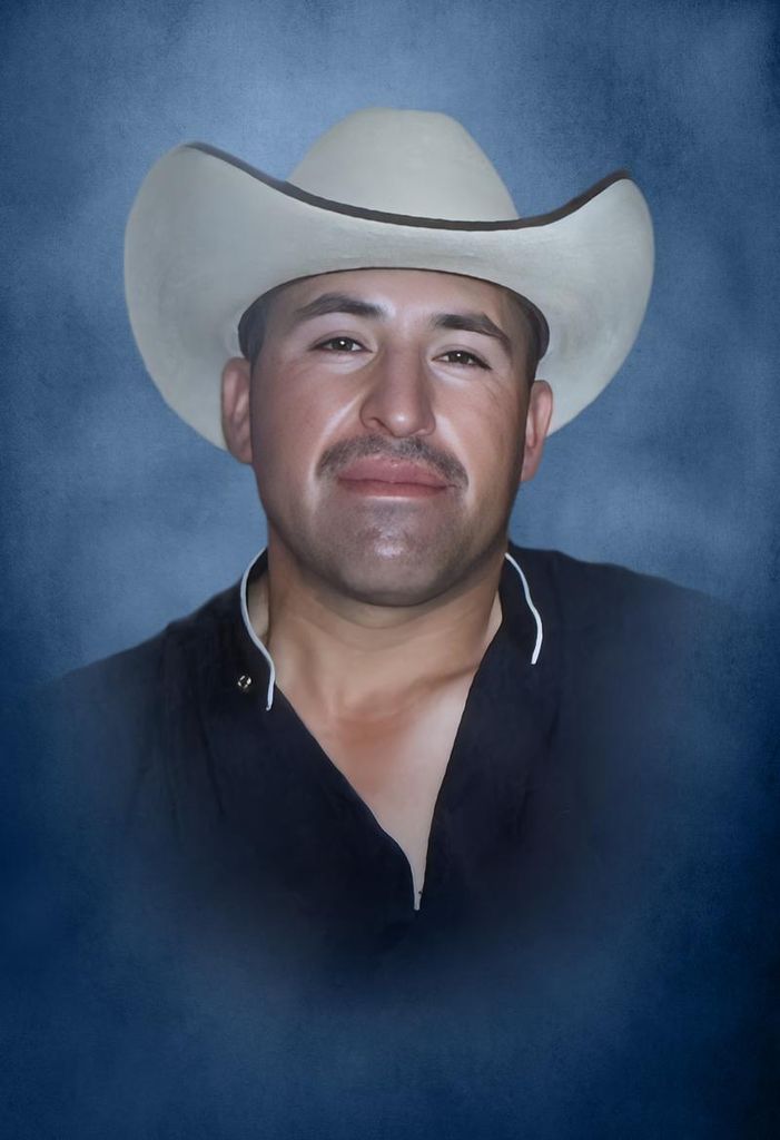 Raul Fernandez Flores Profile Photo