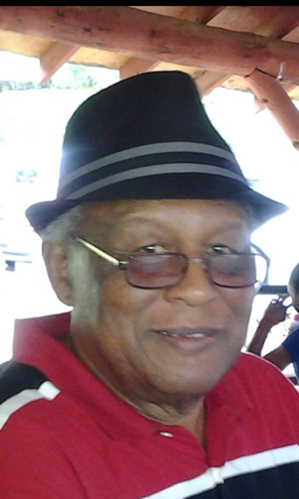 Sr. Dwight Larry