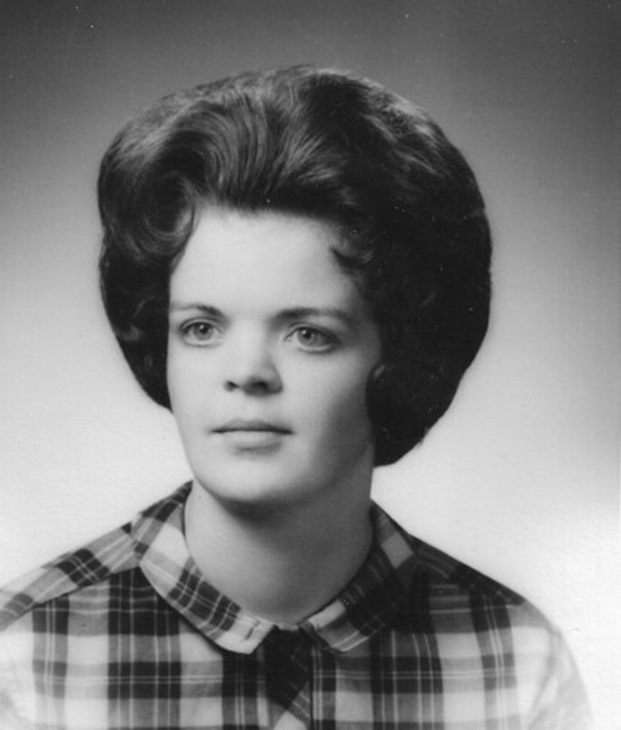 Maggie R. Bracken Profile Photo