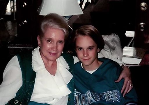 Marlene Bell photo gallery thumbnail 12 of 45