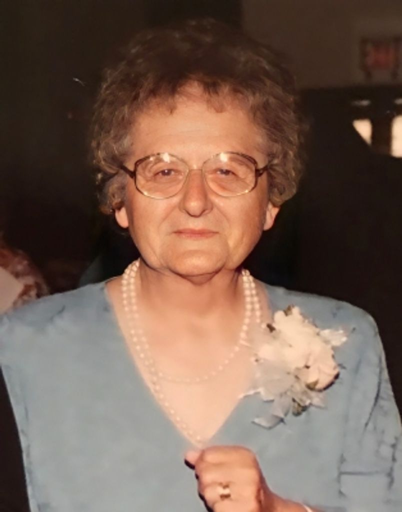Lorie Elwert Becker Profile Photo