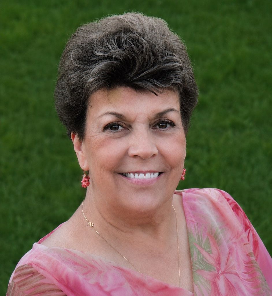 Helen Bain Profile Photo