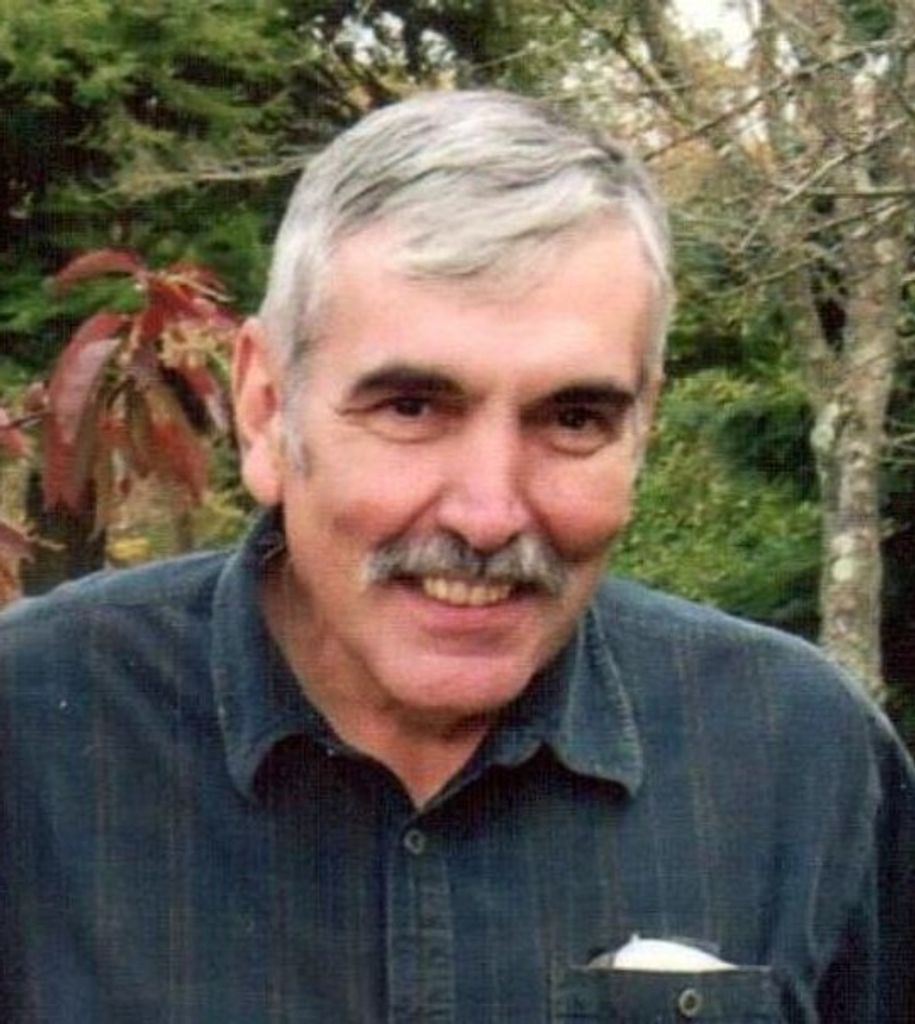Robert  "Bob" Dravis 