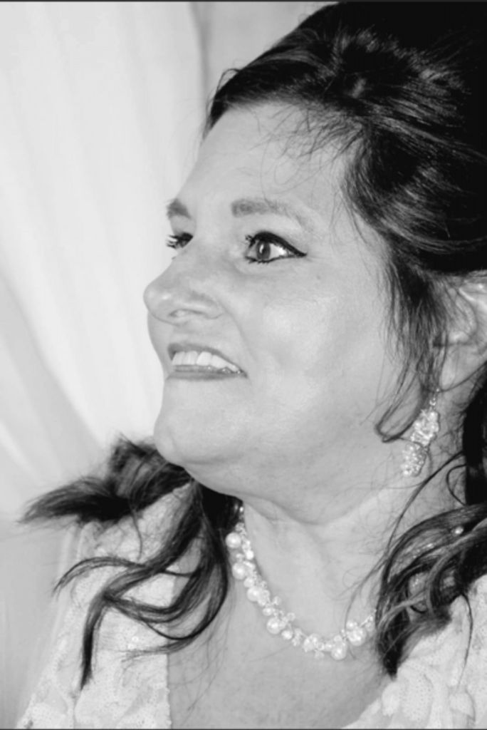 Santina Hale Profile Photo