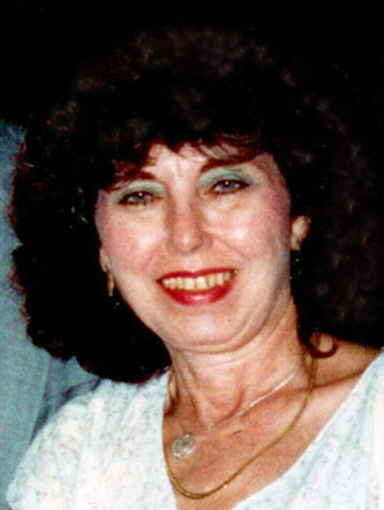Polly Jackson