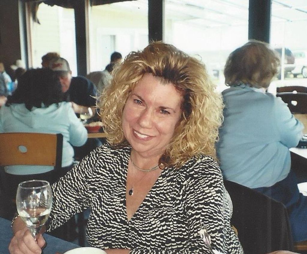 Rosanne (Tobin) Baptista
