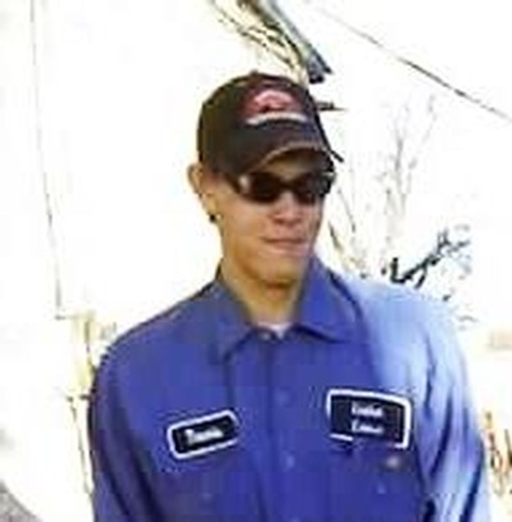 Travis Lee Smith Profile Photo