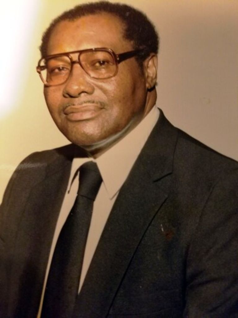 Eddie Robinson, Jr. Profile Photo
