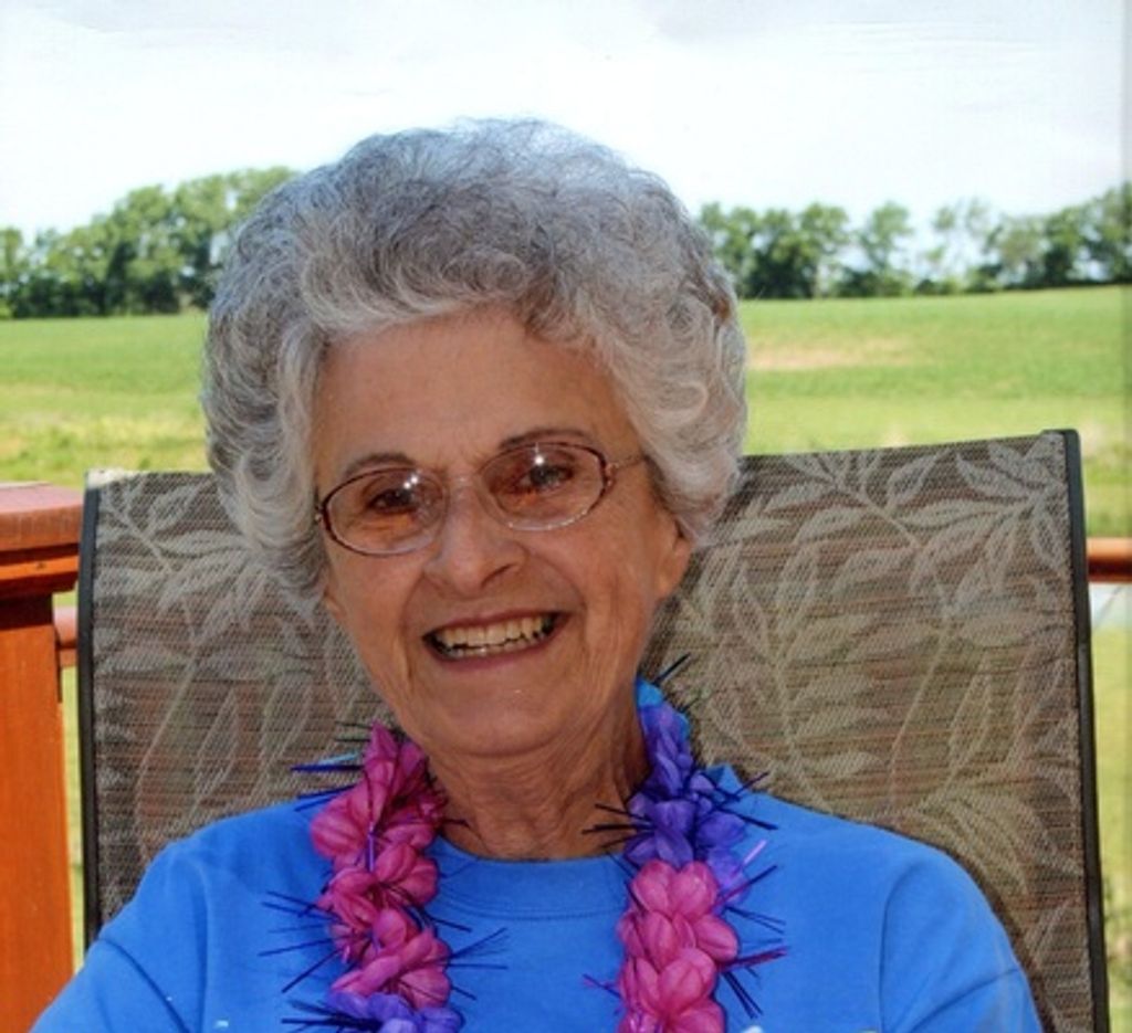 Lola Jean Dieterle Profile Photo