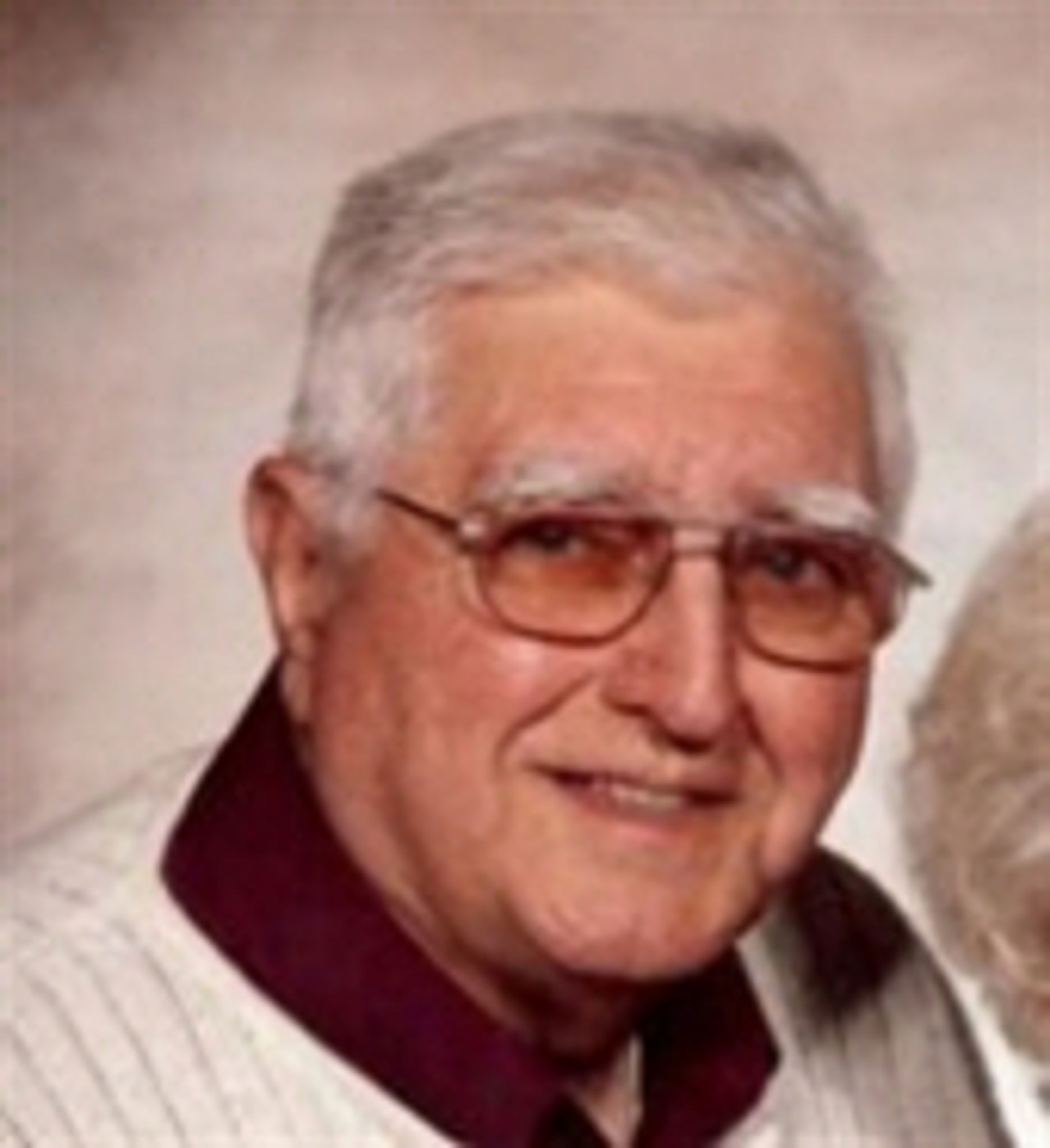 Dale O. Runte photo gallery image 1 of 2