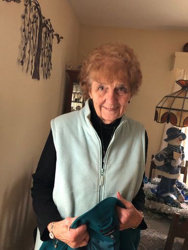 Betty L (Bradley)  Gillis photo gallery thumbnail 1 of 126