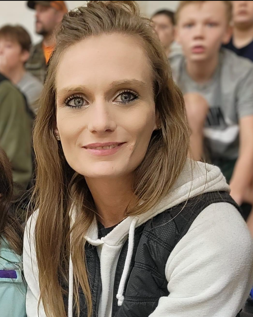 Corinna Marry-Lowe Profile Photo