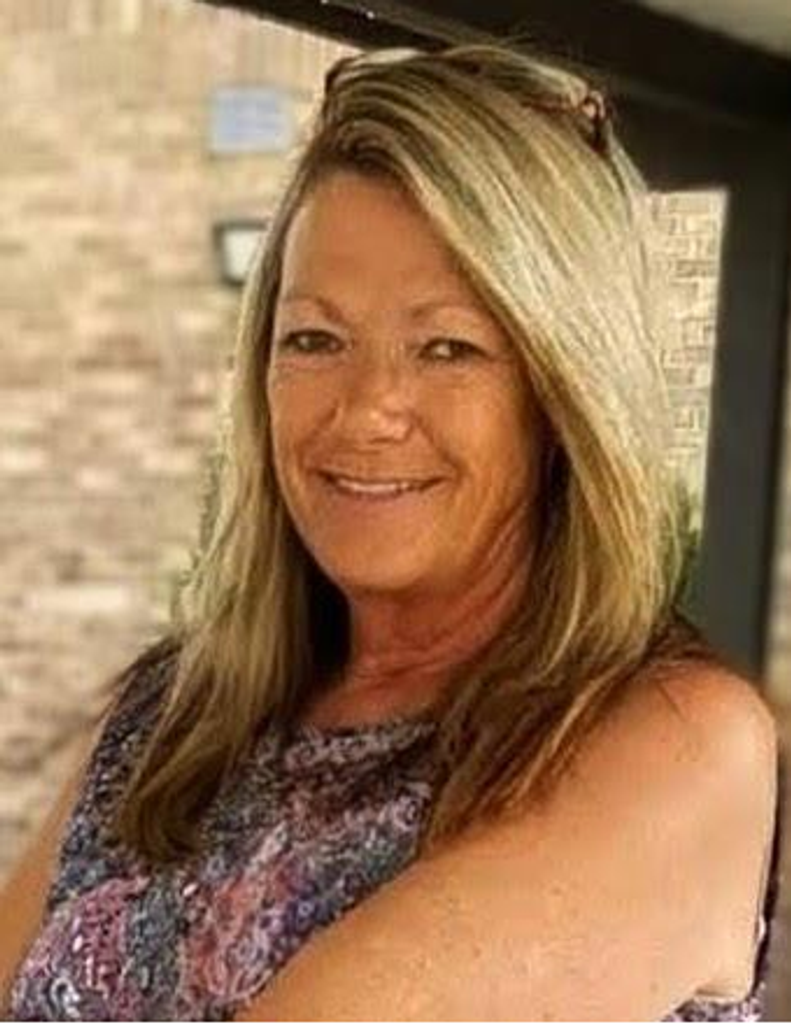 Ms. Sandra Kaye (Hunter) Crowe Profile Photo